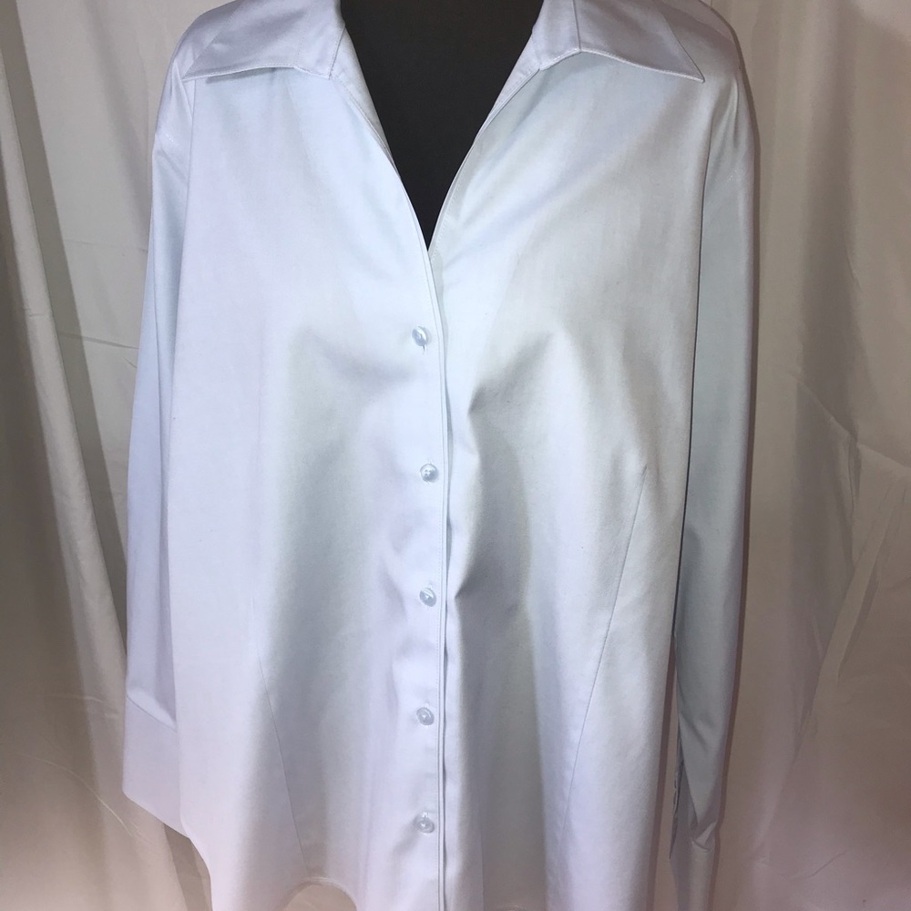 Jones New York blue blouse